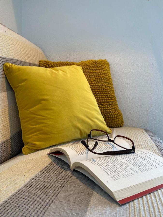 The Ana Apartments Komiza Luaran gambar