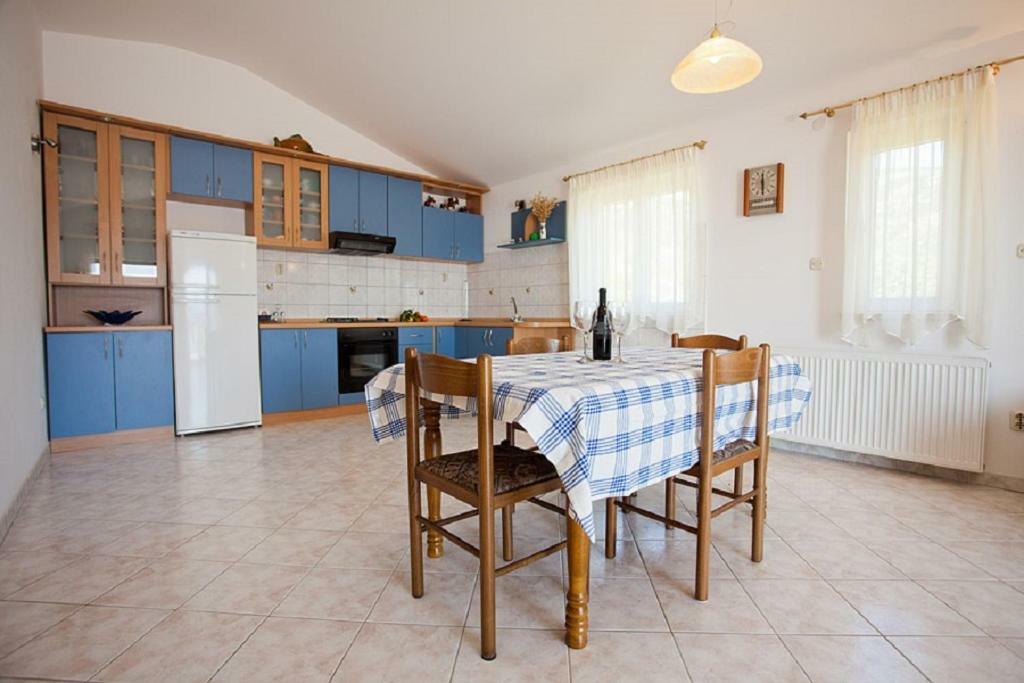 The Ana Apartments Komiza Luaran gambar